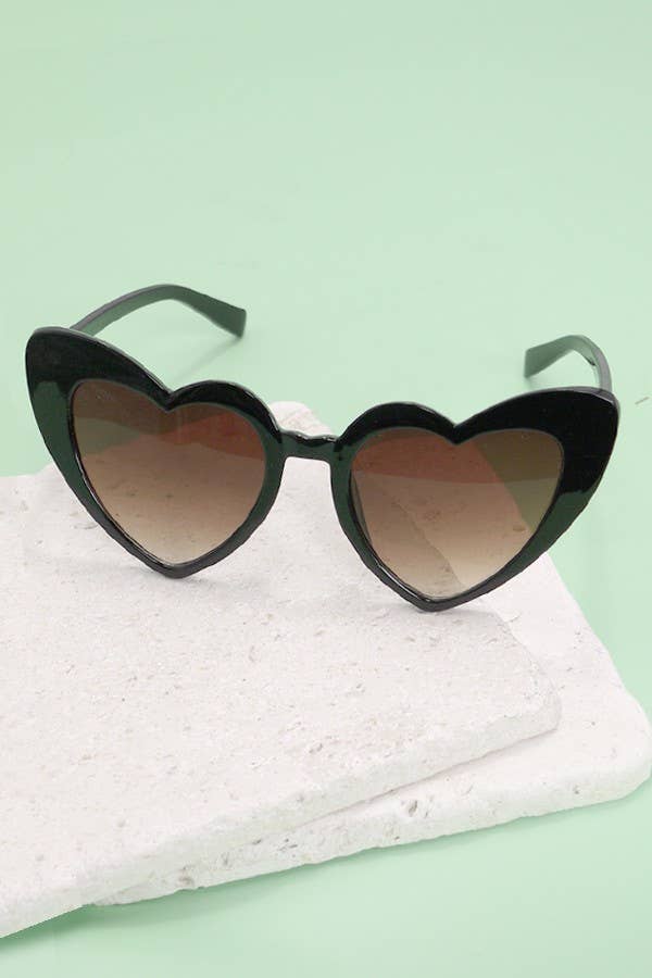 PREMIUM HEART FRAME SUNGLASSES